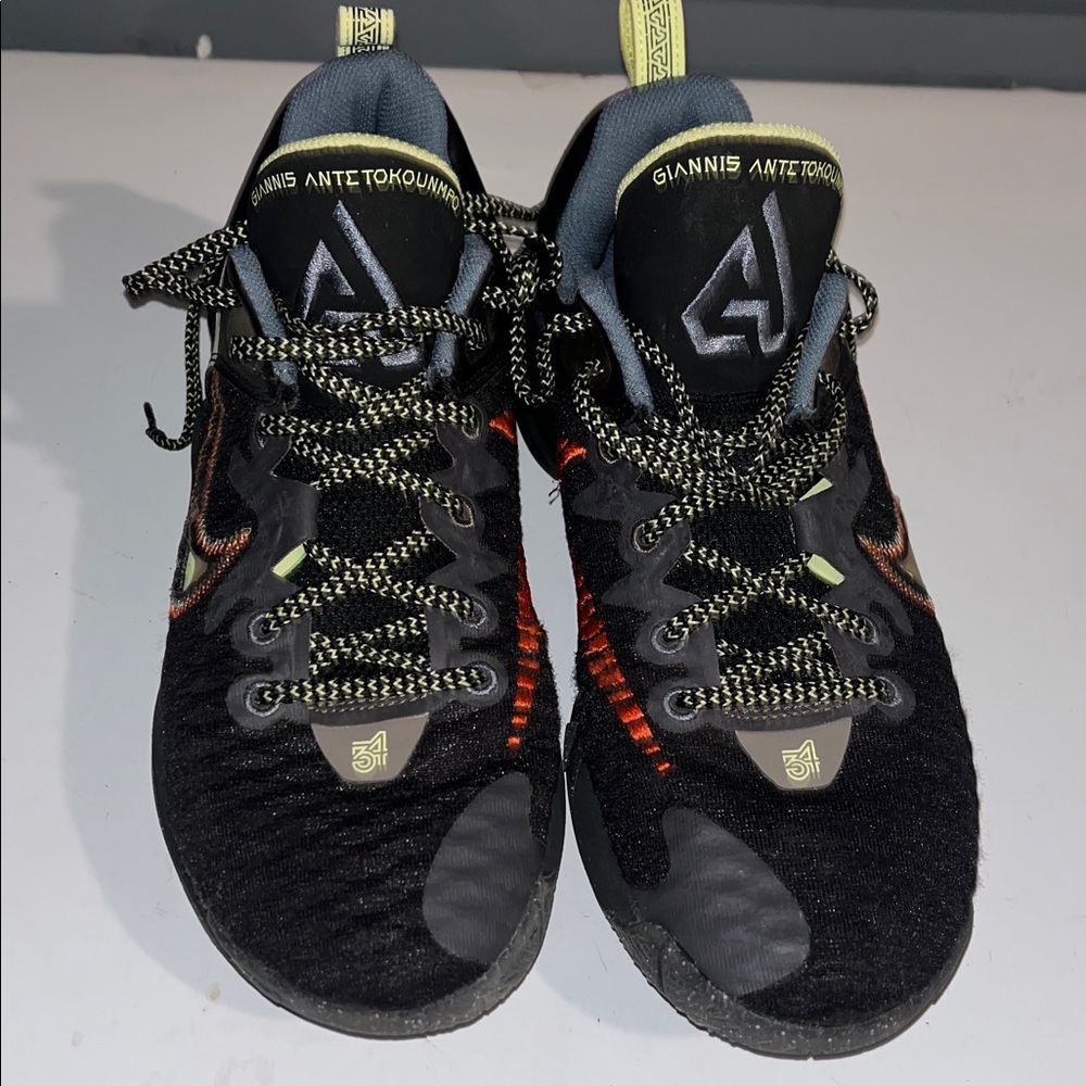 Men’s Nike 9